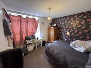 Photo 1- click for photo gallery